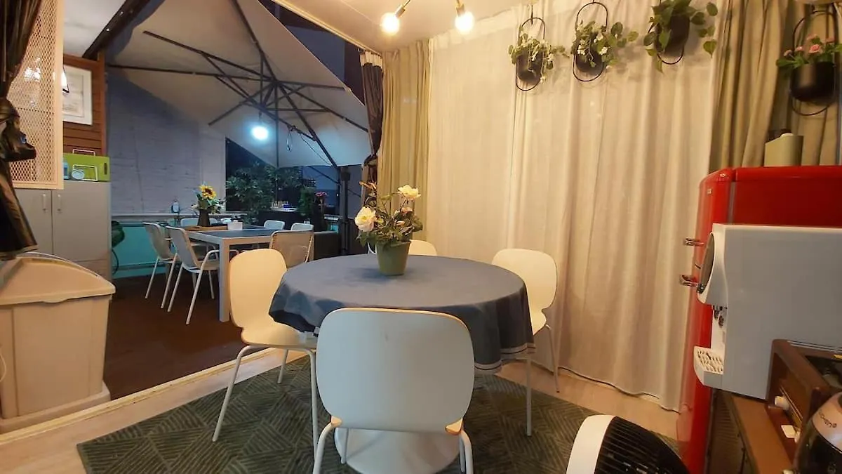 Semesterbostad Party House Hongdae Villa Seoul