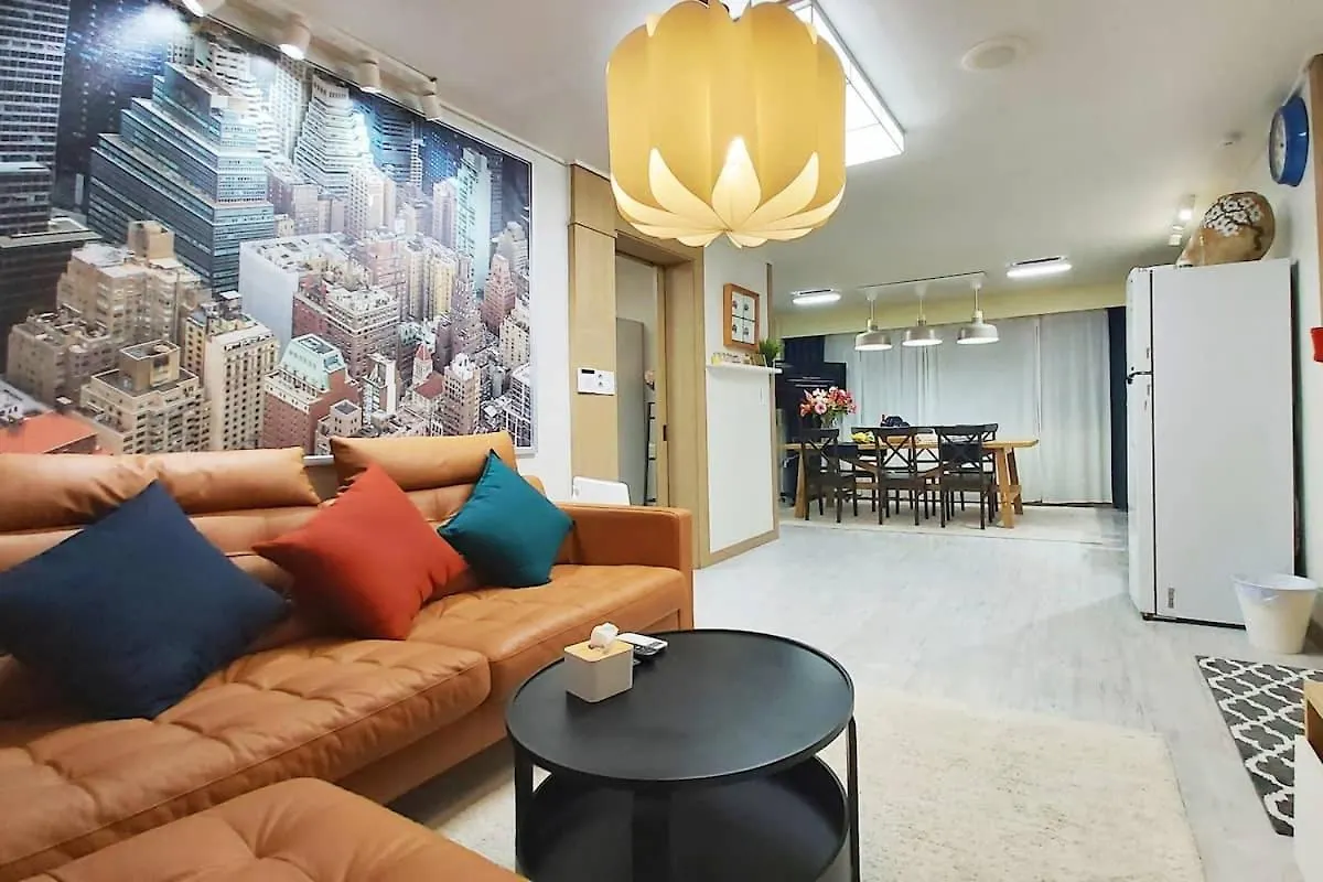 Party House Hongdae Villa Seoul